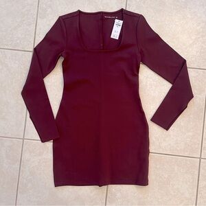 NWT Abercrombie Ponte Split-Sleeve Square-Neck Dress - Burgundy - sz S